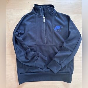 Boys size 5 Nike Black 1/2 zip Pullover